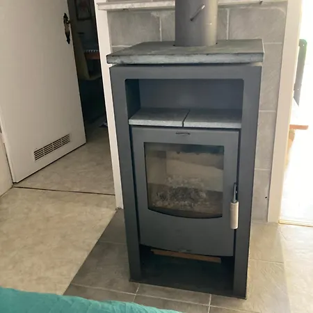 Gemuetliches Ganzes Apartment, Selbst Check In Kueche Parkplatz Waschmaschine Kamin Terrasse Garten,eigene Dusche Und Wc Duisbourg